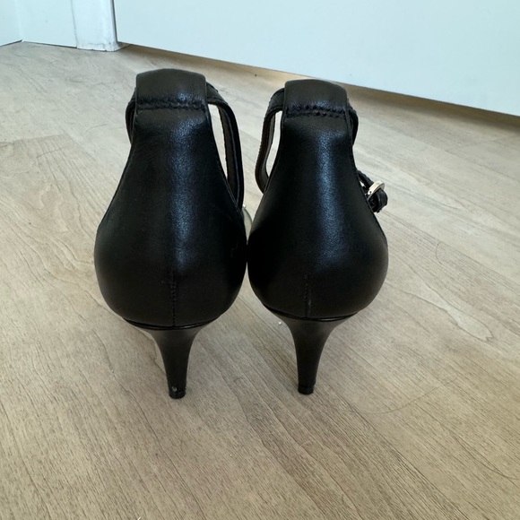 Karl Lagerfeld Kitten Heel with Bejeweled Clear Toe Strap - Picture 3 of 4